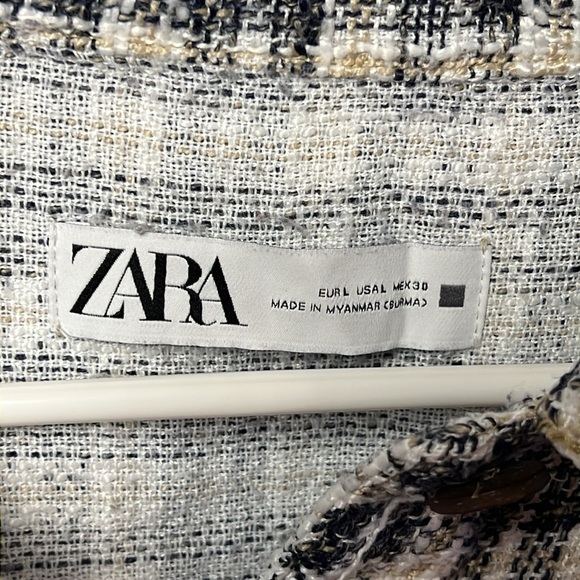 Zara Women’s Plaid Textured Tweed Over shirt Raw hem Button Front‎ OVERSHIRT Lg - Picture 2 of 8